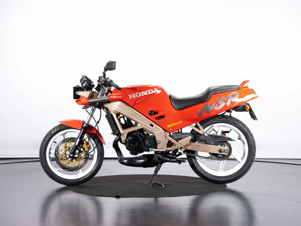 Image 1/50 of Honda NSR 125 R (1990)