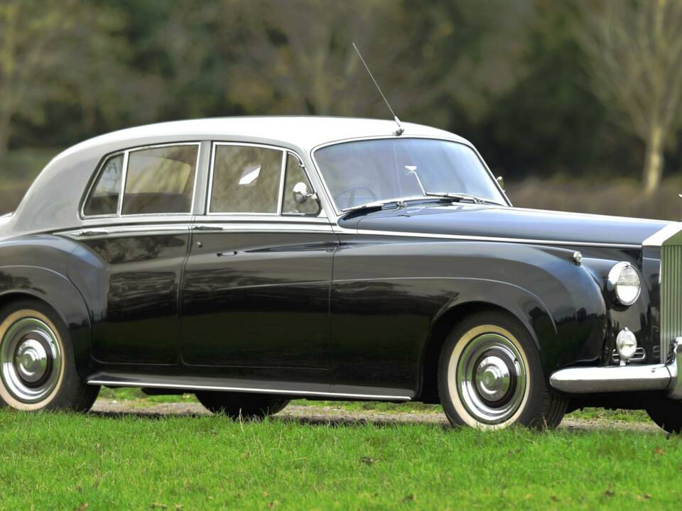 Image 3/50 of Rolls-Royce Silver Cloud I (1958)