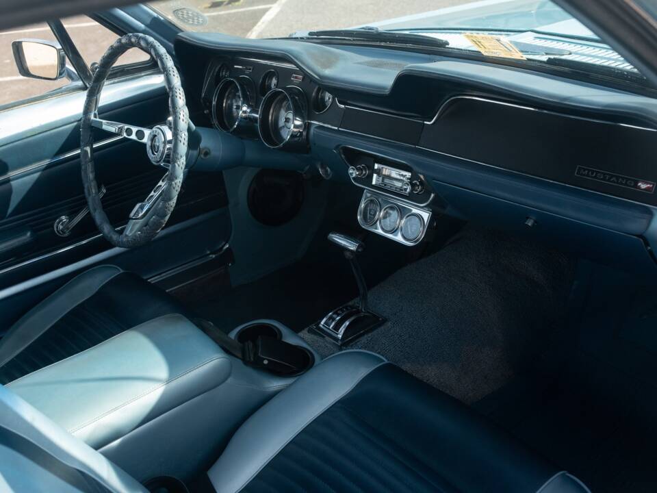 Image 4/50 of Ford Mustang 200 (1967)