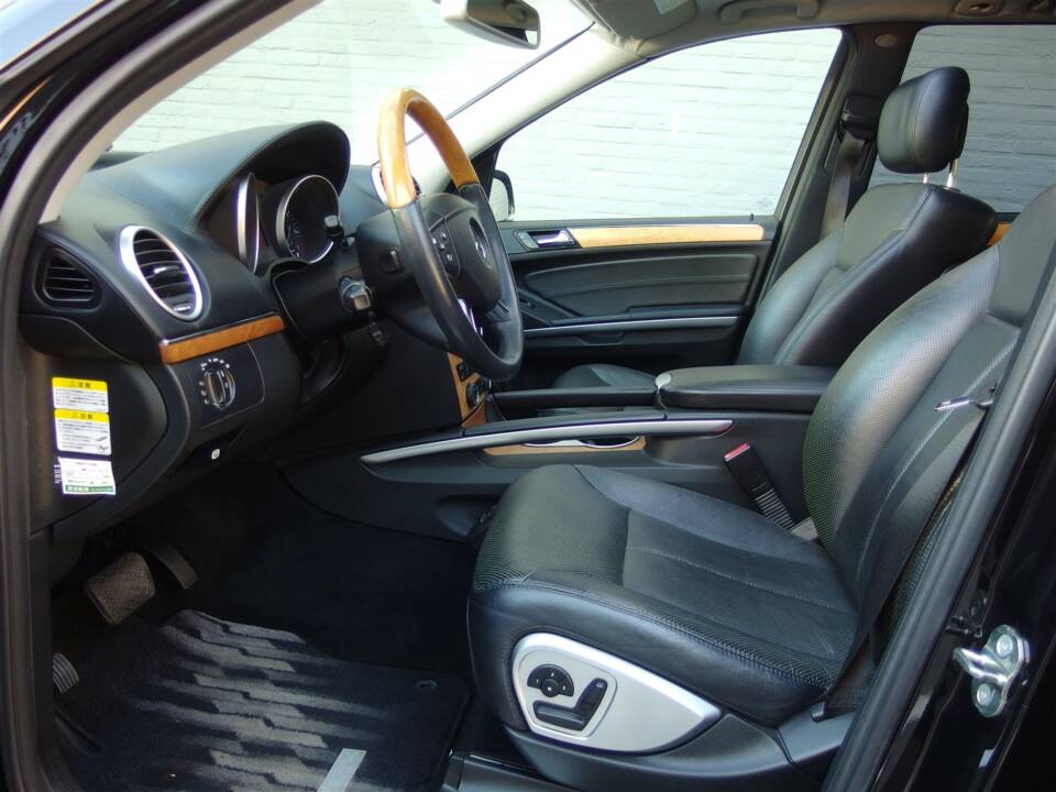 Immagine 47/100 di Mercedes-Benz GL 550 4MATIC (2008)
