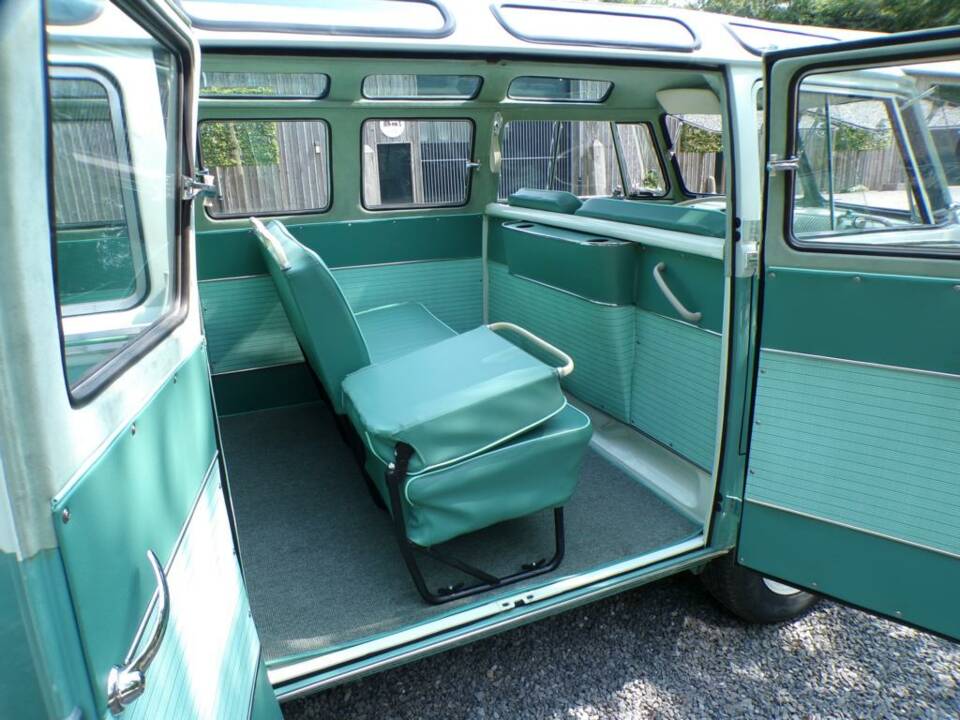 Bild 18/19 von Volkswagen T1 Samba 1.2 (1962)