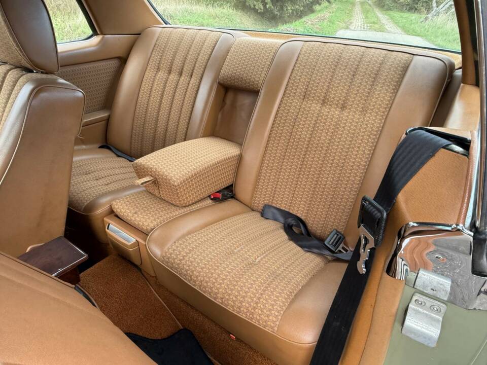 Afbeelding 12/16 van Mercedes-Benz 230 C (1978)