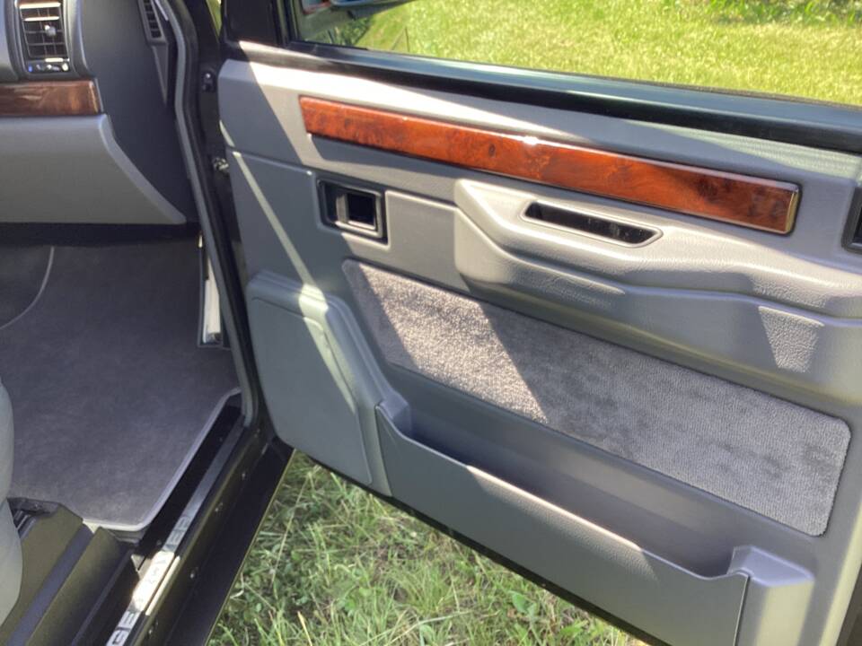 Image 36/53 of Land Rover Range Rover 4.2 LSE (1994)