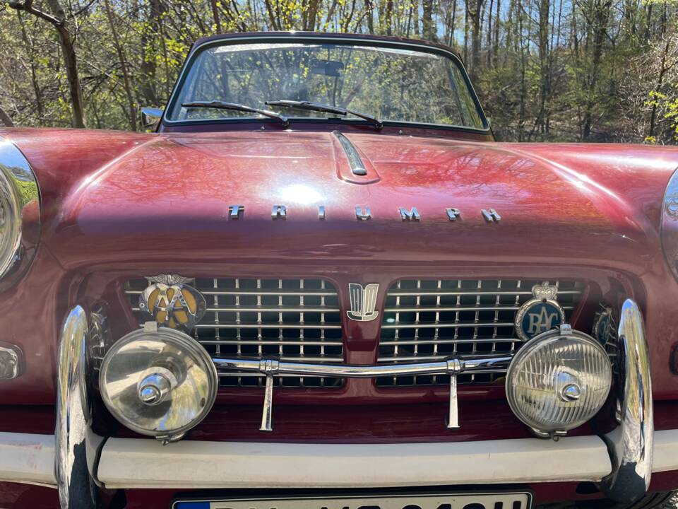 Image 31/50 of Triumph Herald 1200 (1965)