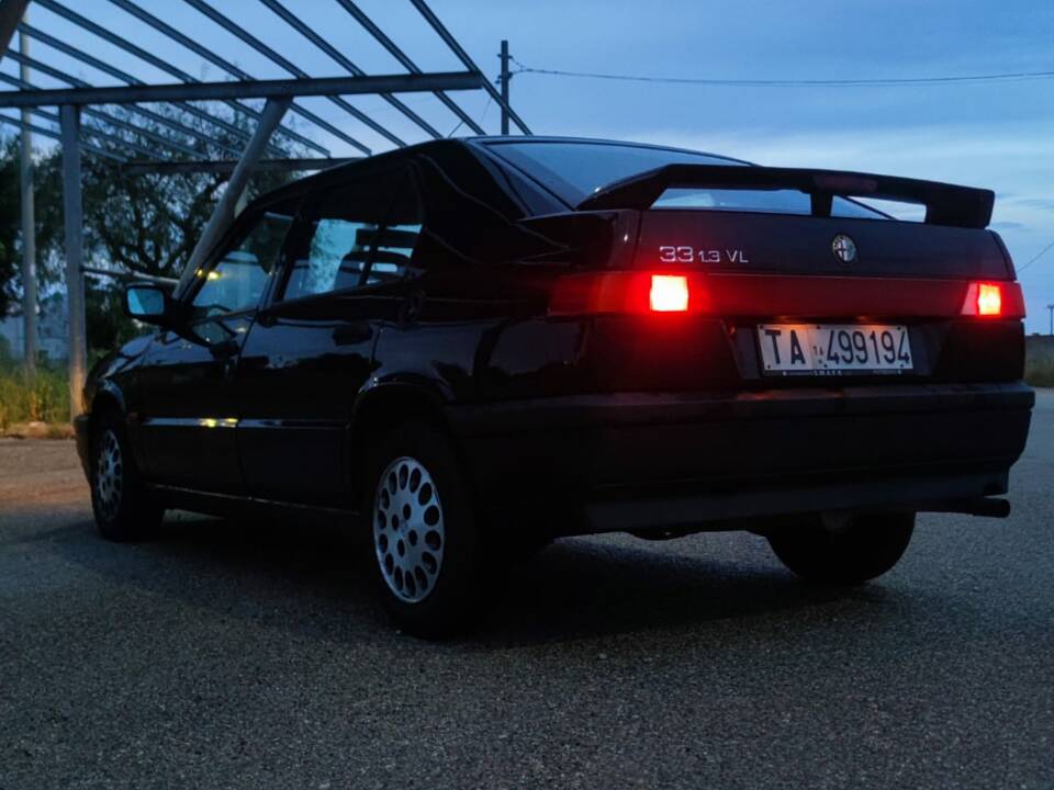 Image 33/52 of Alfa Romeo 33 - 1.3 (1992)