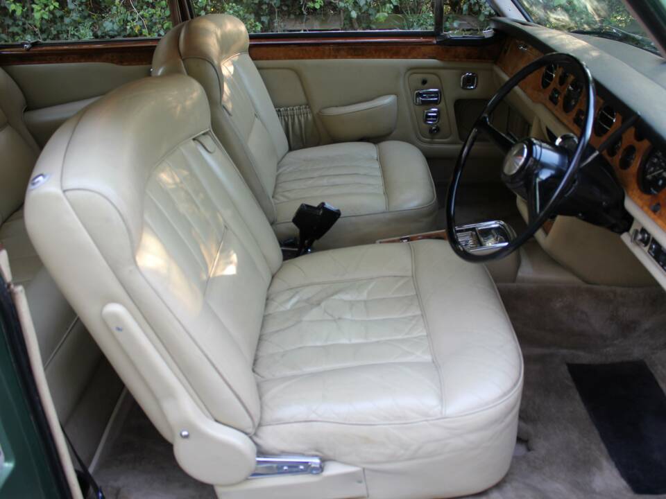 Bild 9/18 von Rolls-Royce Corniche I (1974)