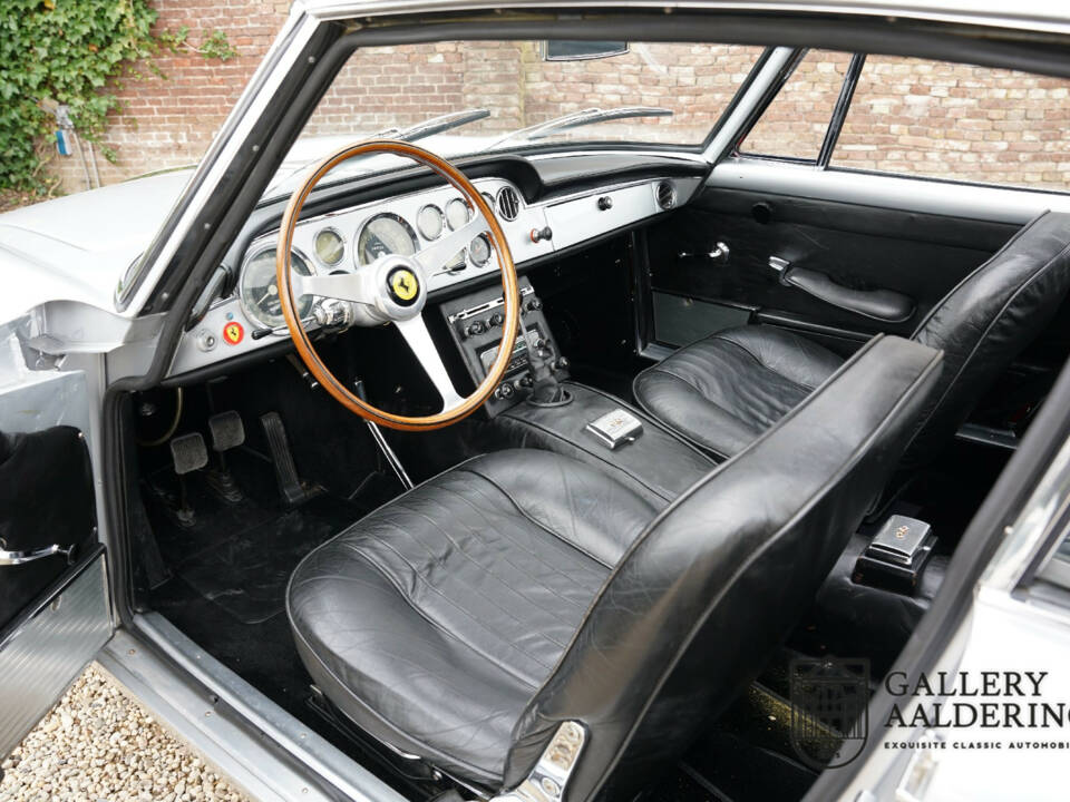 Image 38/50 of Ferrari 250 GT Berlinetta Lusso (1964)