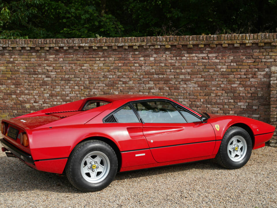 Immagine 27/50 di Ferrari 308 GTB (1977)