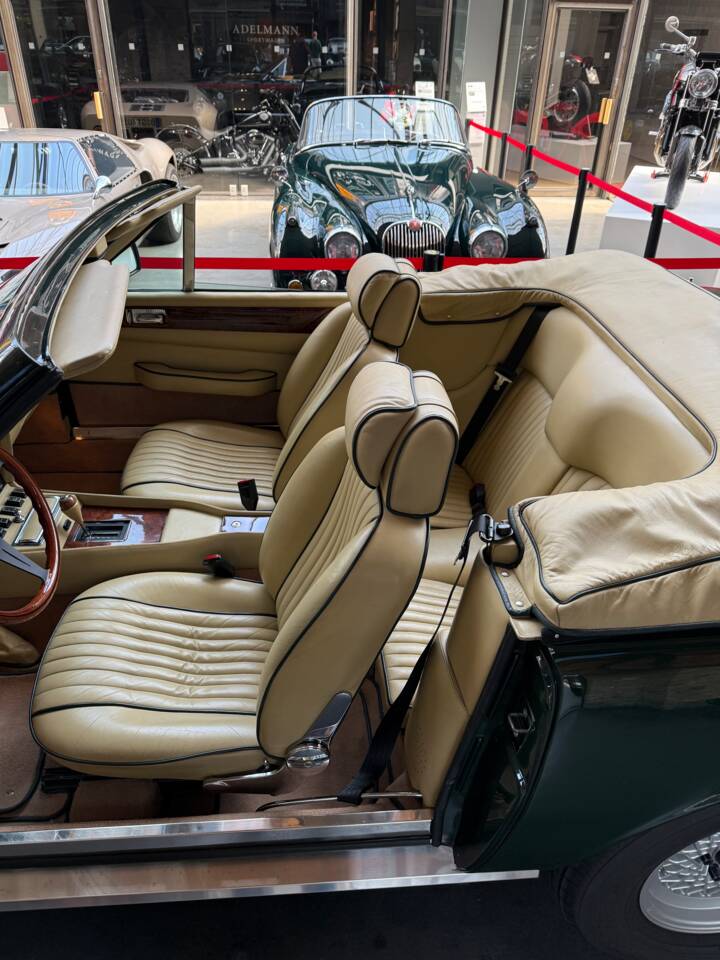 Bild 18/25 von Aston Martin V8 Volante (1986)