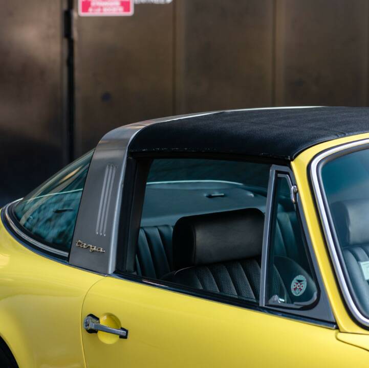 Image 21/48 of Porsche 911 2.2 T (1971)