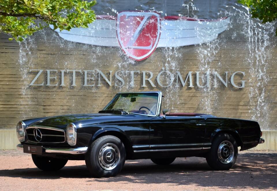 Immagine 1/26 di Mercedes-Benz 280 SL (1970)