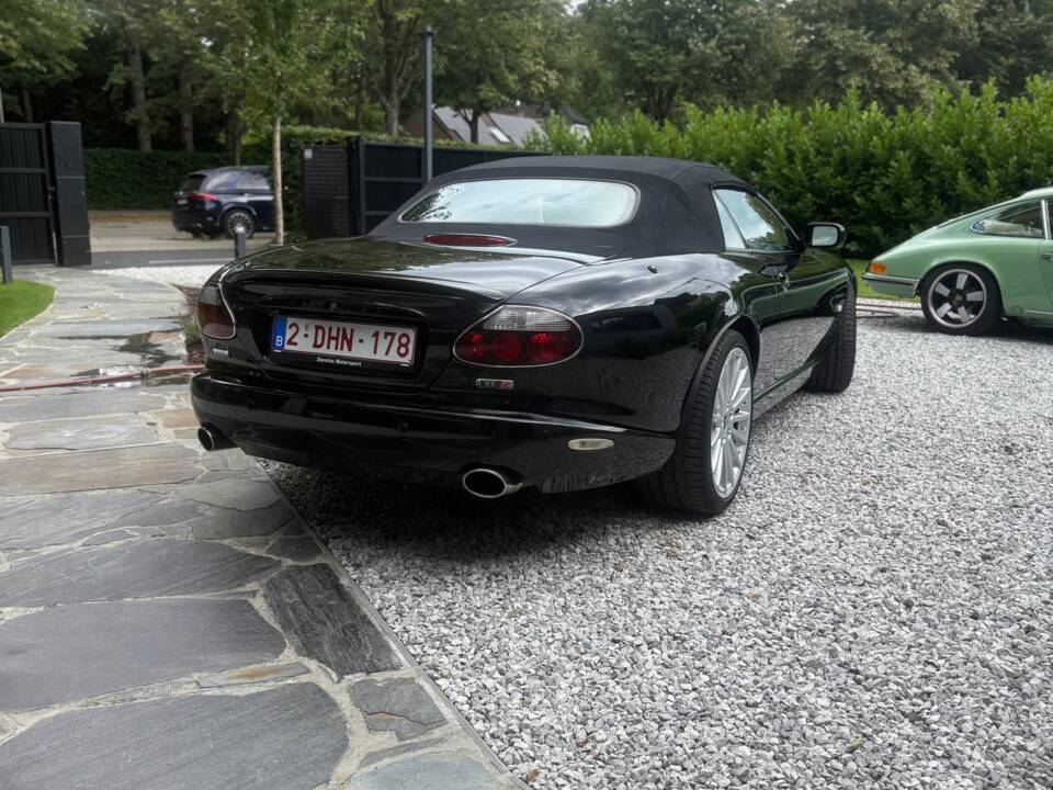 Image 7/24 of Jaguar XKR (2005)