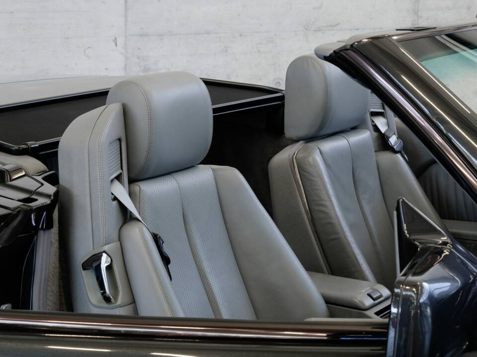 Bild 31/50 von Mercedes-Benz SL 60 AMG (1994)