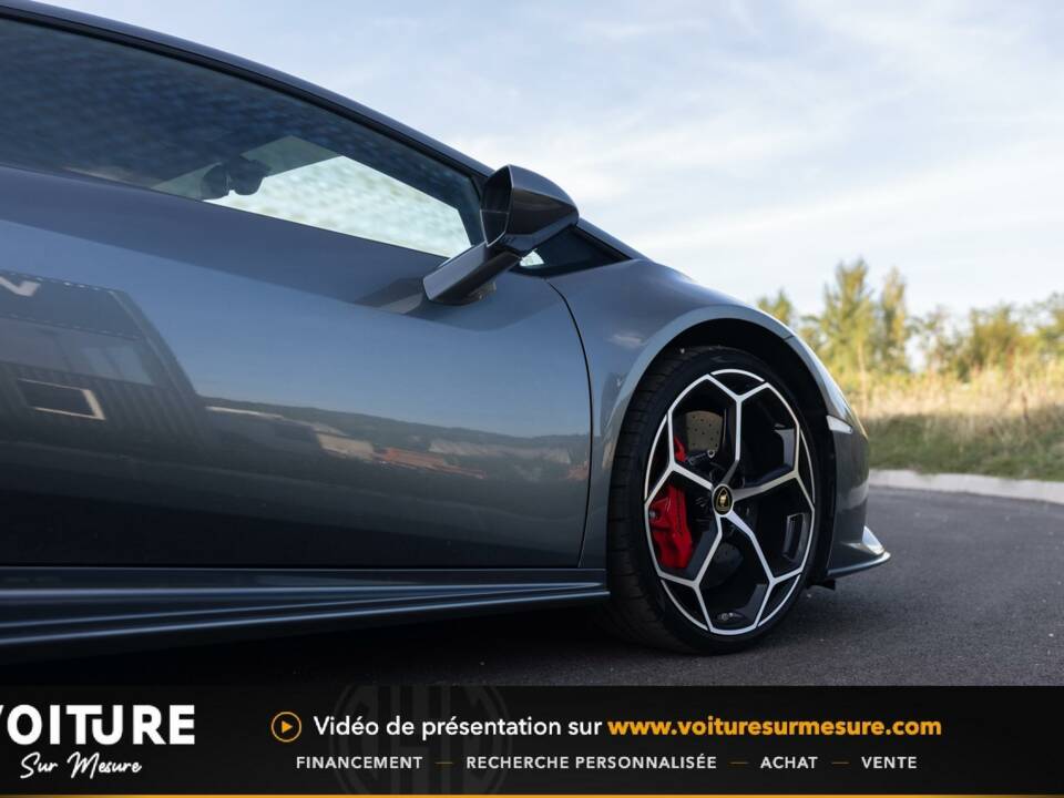 Image 27/32 of Lamborghini Huracán EVO (2020)
