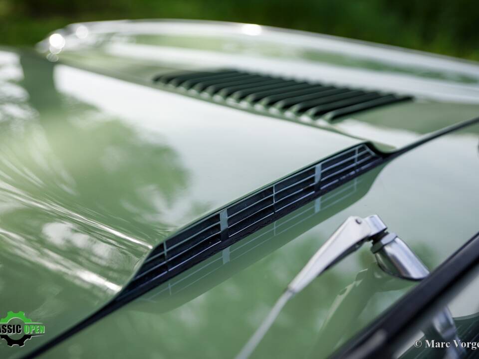 Image 34/60 de Jaguar E-Type (1969)