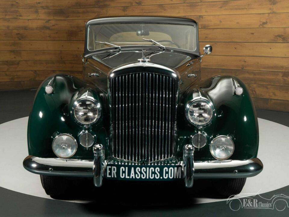 Image 17/19 de Bentley R-Type Park Ward (1954)
