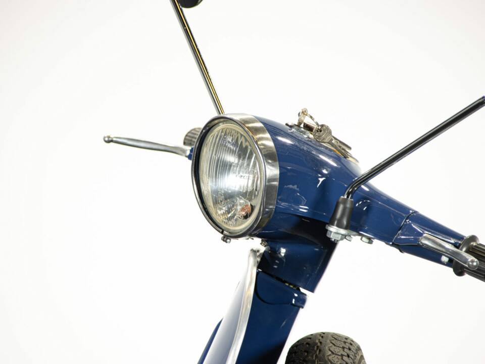 Bild 9/50 von Piaggio Vespa 125 Primavera ET3 (1978)