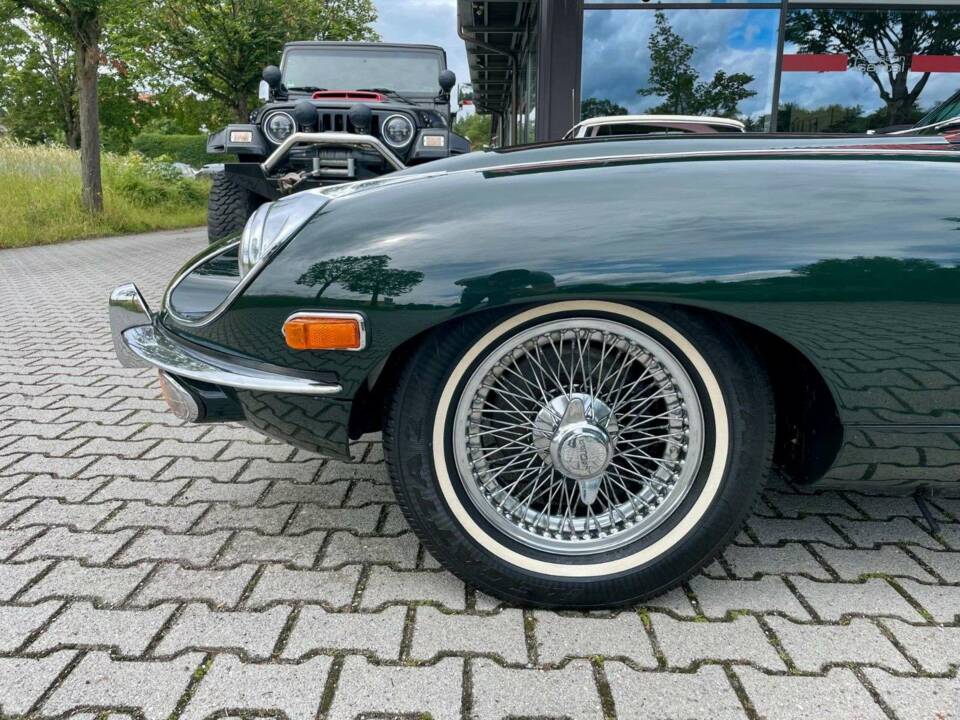 Bild 9/20 von Jaguar E-Type (2+2) (1969)