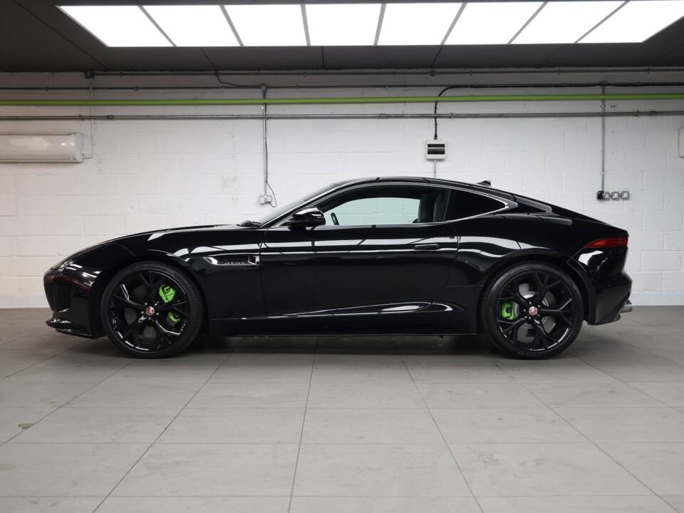 Afbeelding 15/50 van Jaguar F-Type R (2014)