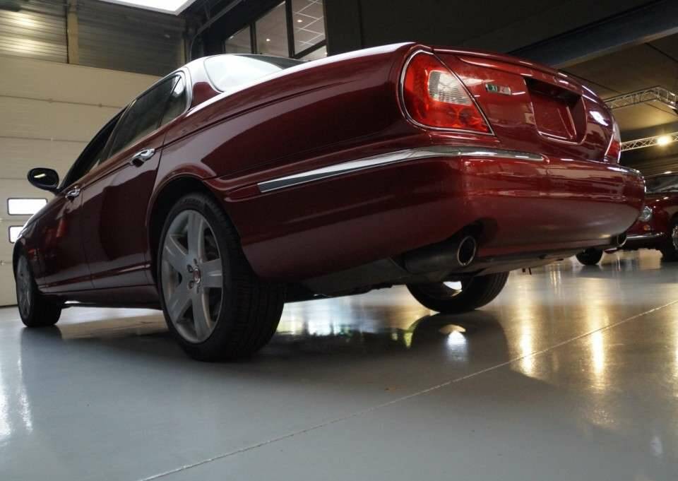 Bild 38/50 von Jaguar XJR Super V8 (2007)