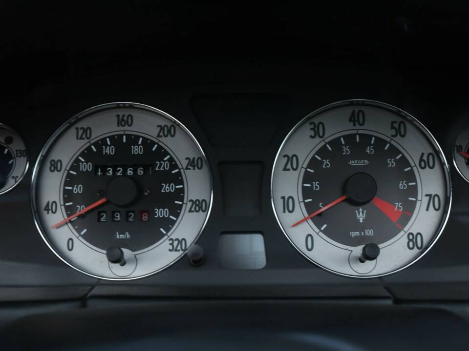 Image 15/50 of Maserati Spyder 4200 Cambiocorsa (2003)