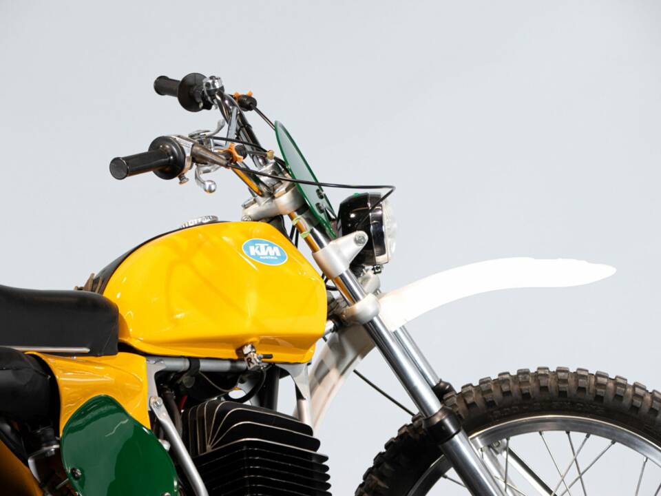 Afbeelding 50/50 van KTM 250 MC/GS (1973)