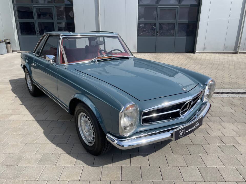 Image 3/20 of Mercedes-Benz 280 SL (1970)