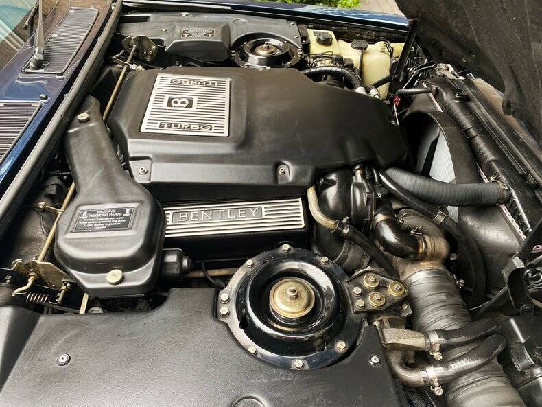 Imagen 28/50 de Bentley Brooklands R Mulliner (1998)