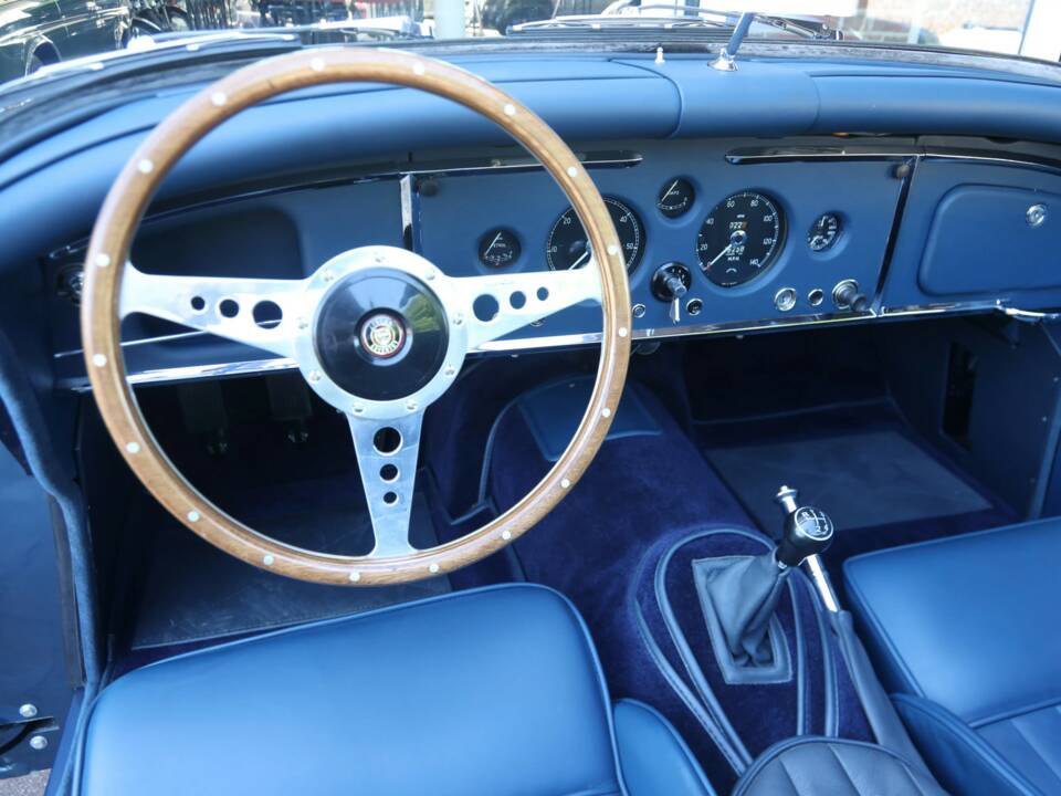 Afbeelding 43/50 van Jaguar XK 150 3.4 S OTS (1958)