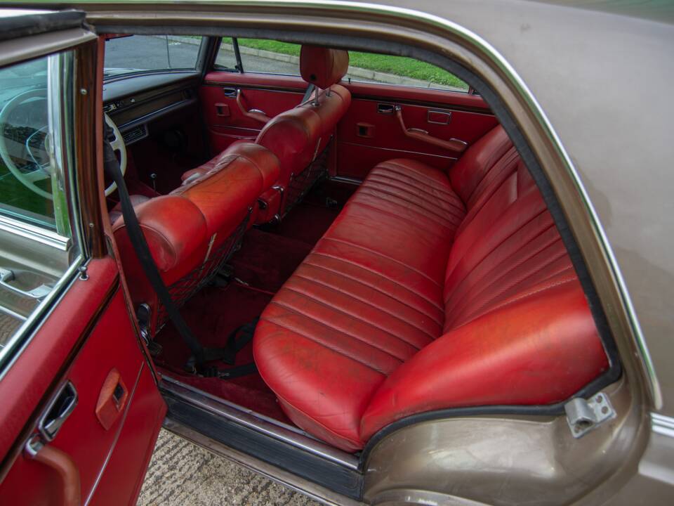 Bild 14/36 von Mercedes-Benz 300 SEL 6.3 (1969)