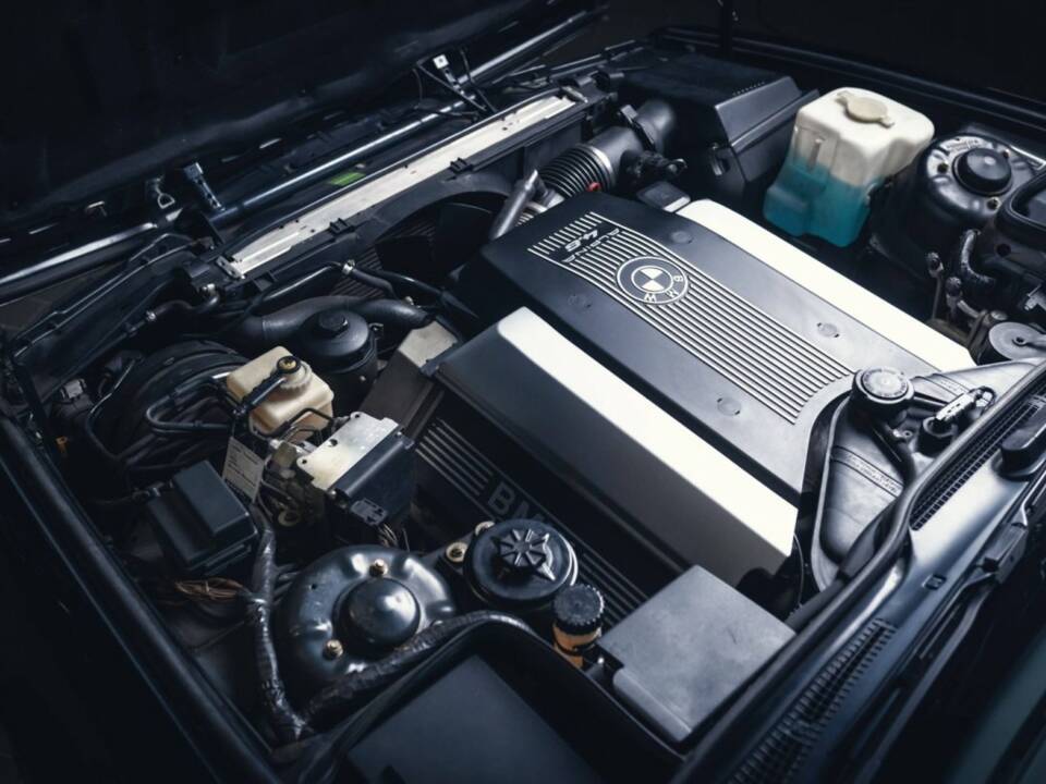 Bild 5/15 von ALPINA B10 4.6 (1994)