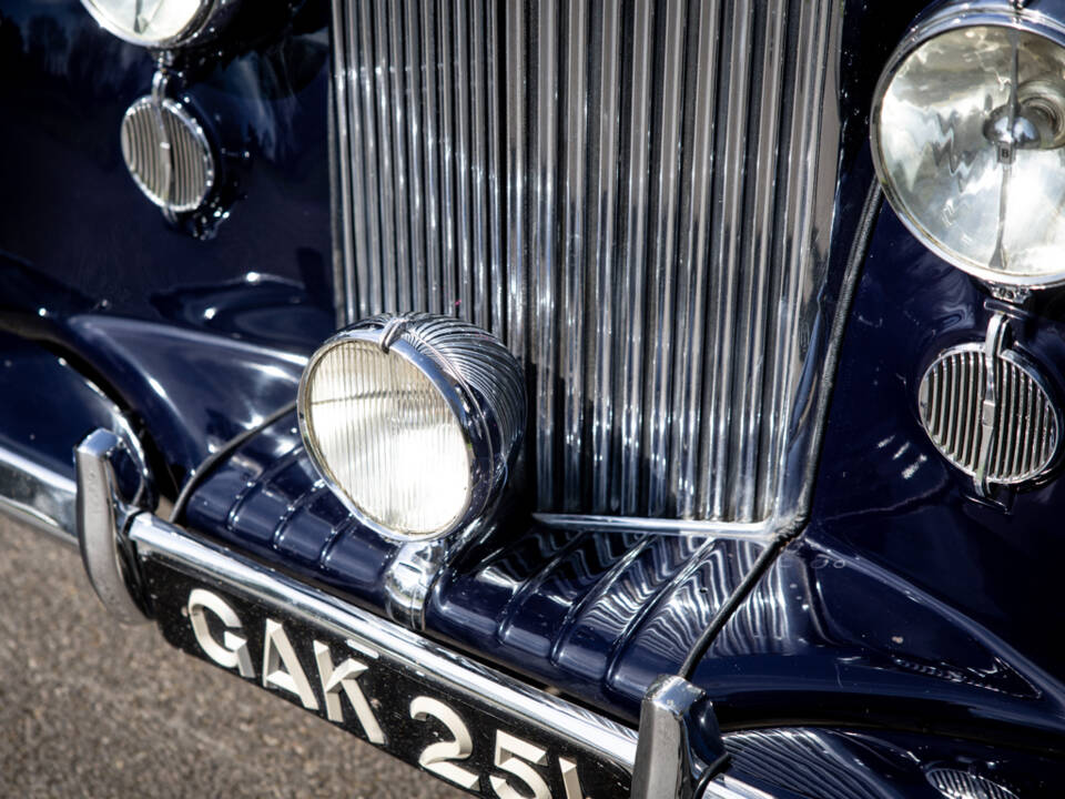 Afbeelding 38/45 van Bentley Mark VI Vanden Plas DHC (1947)