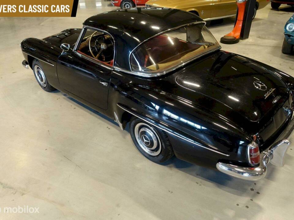 Afbeelding 6/11 van Mercedes-Benz 190 SL (1962)