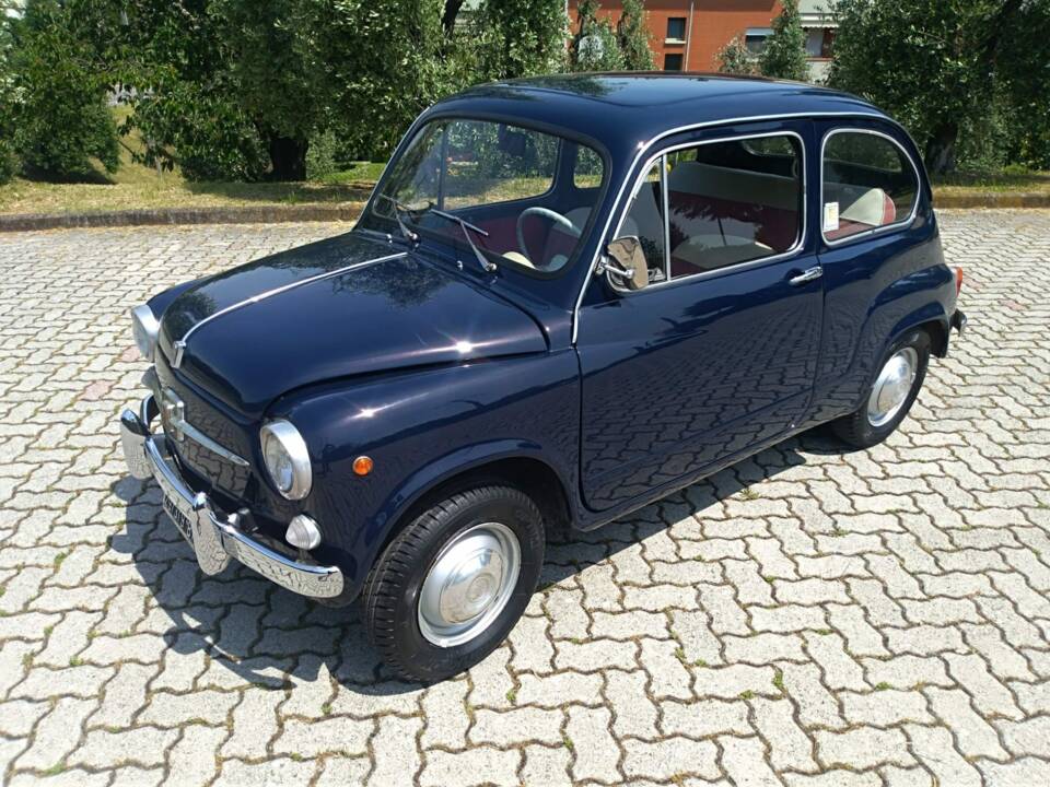 Image 10/13 of FIAT 600 D (1971)