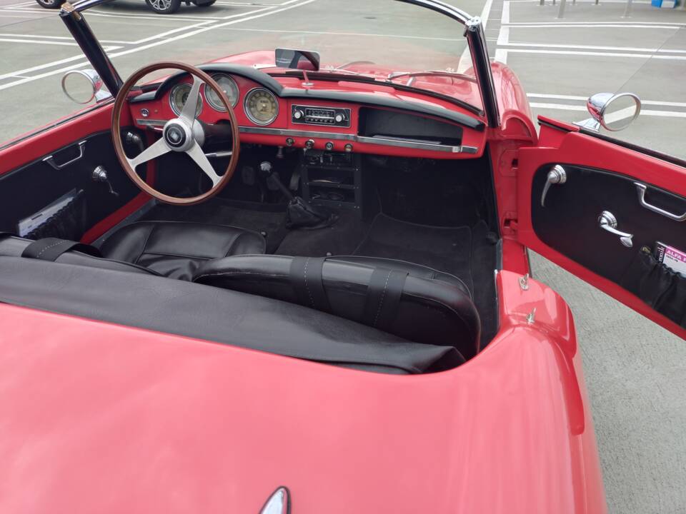 Image 4/8 of Alfa Romeo Giulietta Spider (1958)