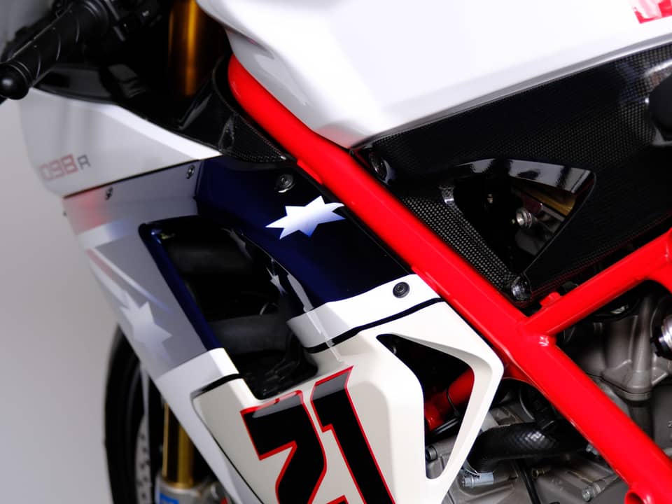 Image 72/98 of Ducati 1098 R (2010)