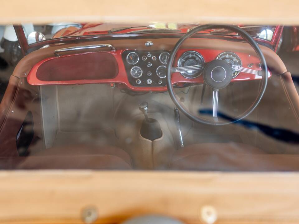 Image 46/50 of Triumph TR 3 (1956)