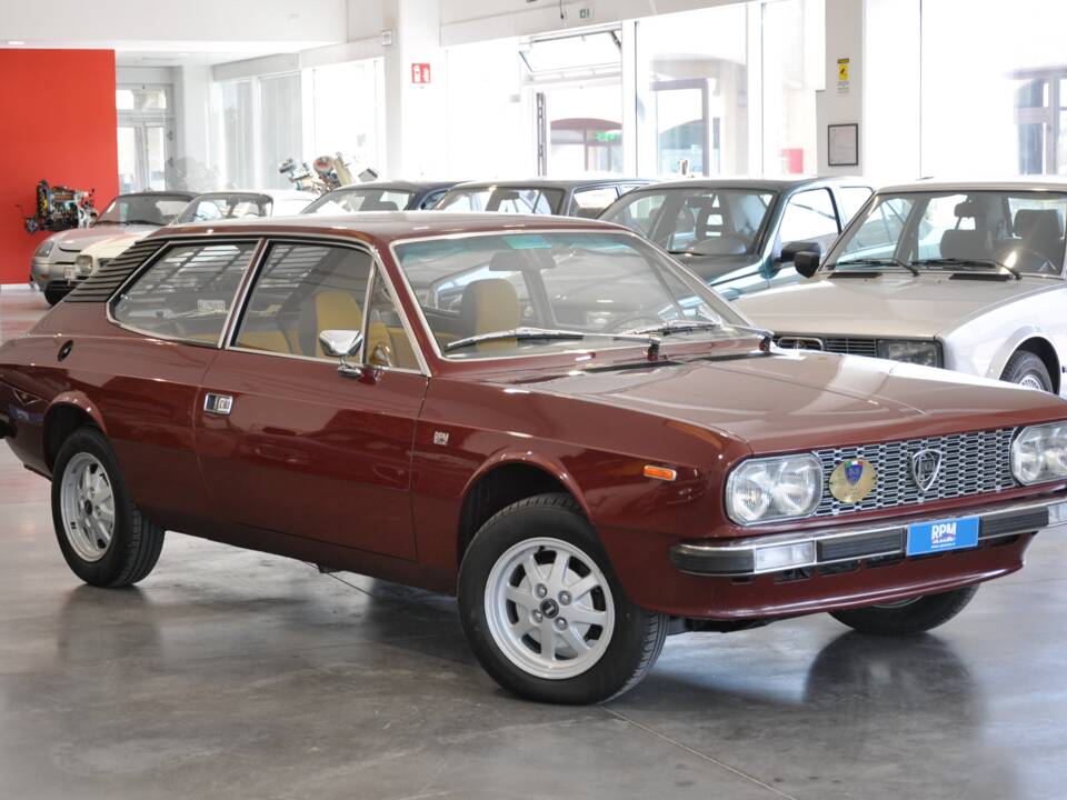 Image 3/37 of Lancia Beta HPE 1600 (1975)