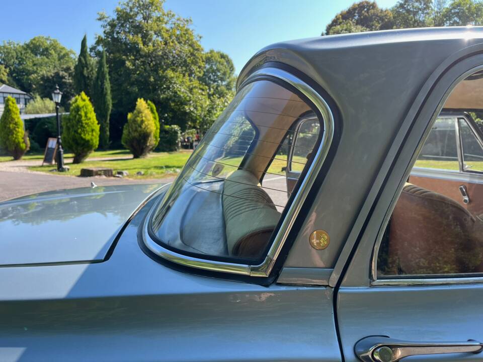 Bild 20/21 von Alfa Romeo Giulia Super 1.3 (1972)
