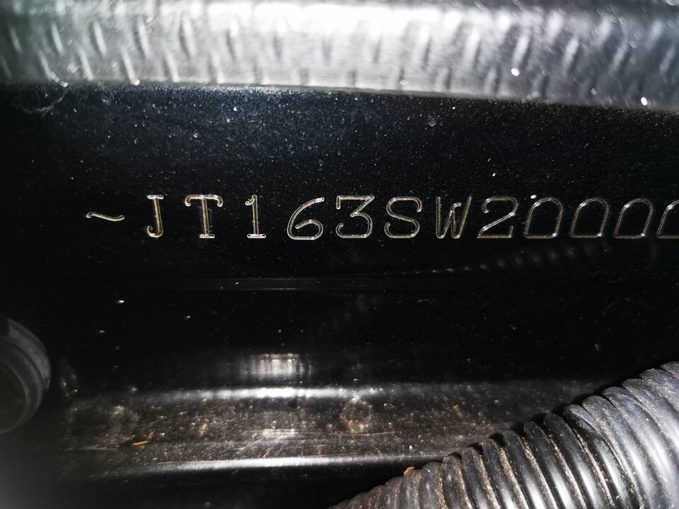 Image 12/13 of Toyota MR2 (1990)