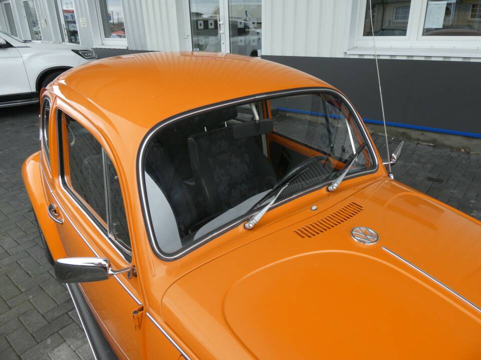 Image 19/29 of Volkswagen Beetle 1302 (1972)