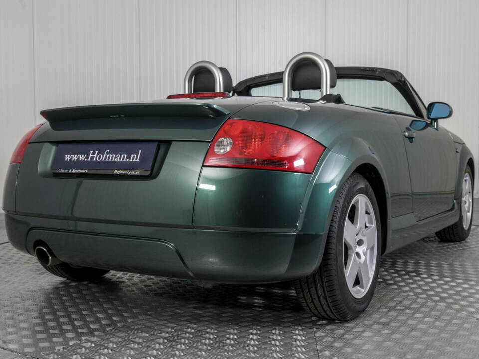 Image 22/50 de Audi TT 1.8 T (2001)