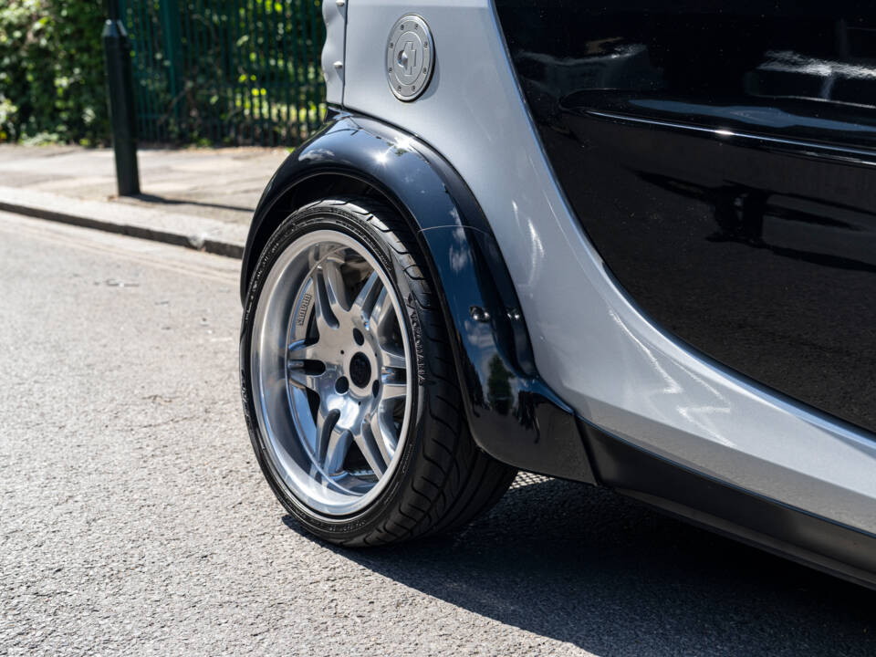 Image 16/57 of Smart Fortwo Brabus (1999)