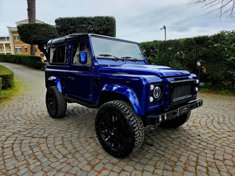 Bild 3/22 von Land Rover Defender 110 Turbo Diesel (1987)