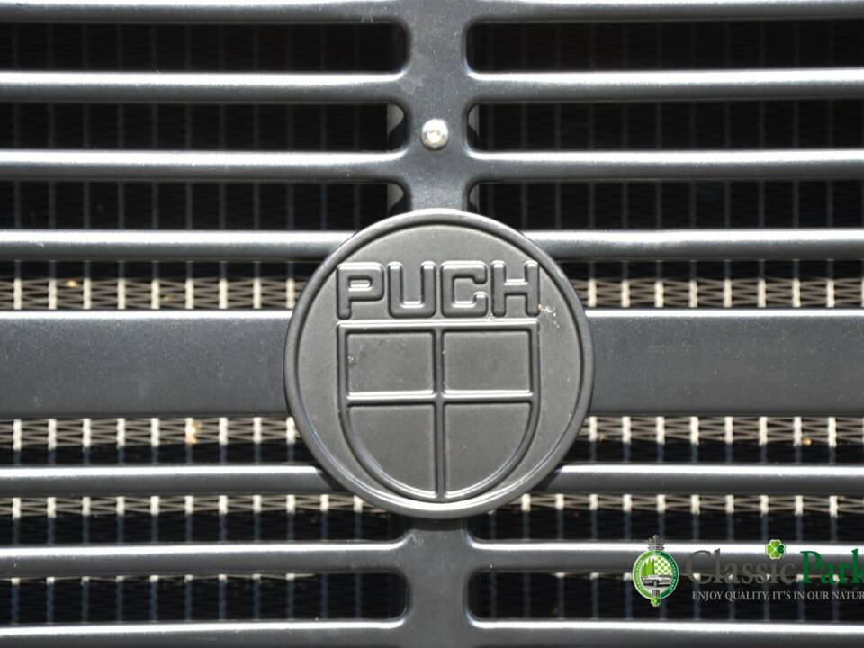 Immagine 36/49 di Mercedes-Benz 230 GE (lang) (1991)