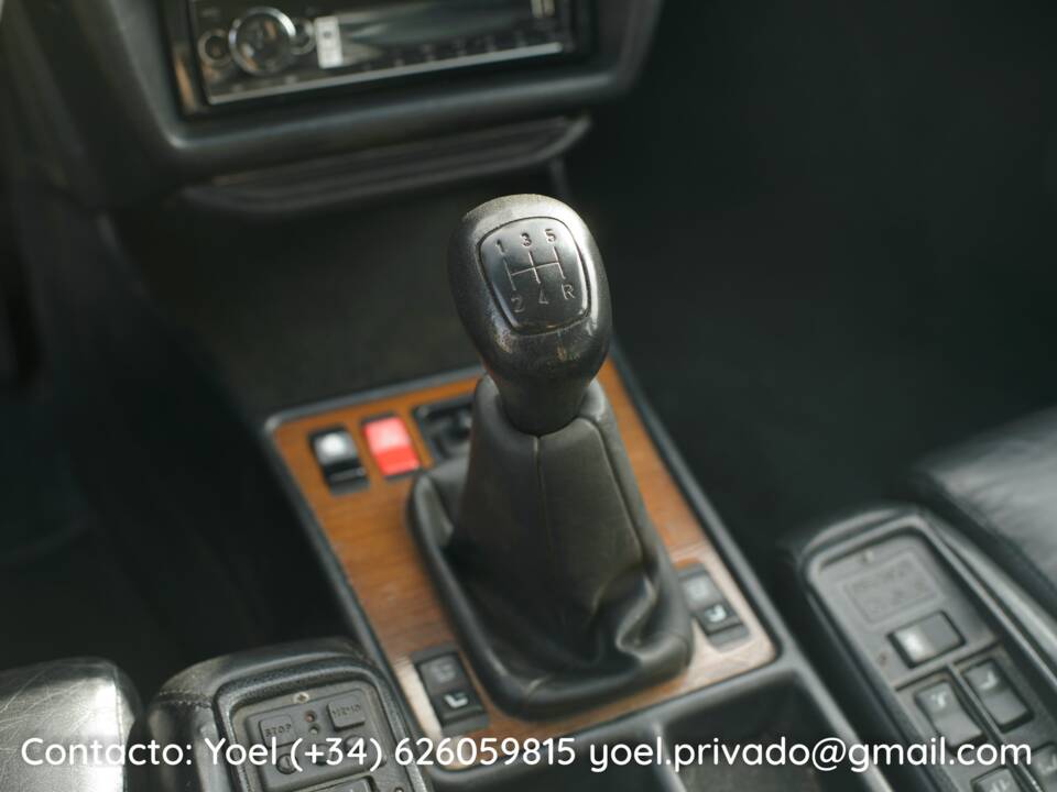 Image 31/41 of Mercedes-Benz 190 E 2.6 (1987)