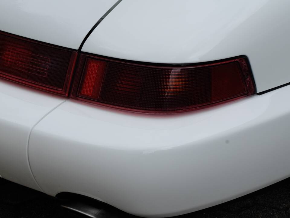 Afbeelding 45/59 van Porsche 911 Carrera 2 (1991)