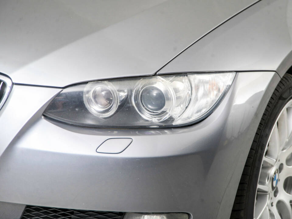 Imagen 22/50 de BMW 325i (2007)