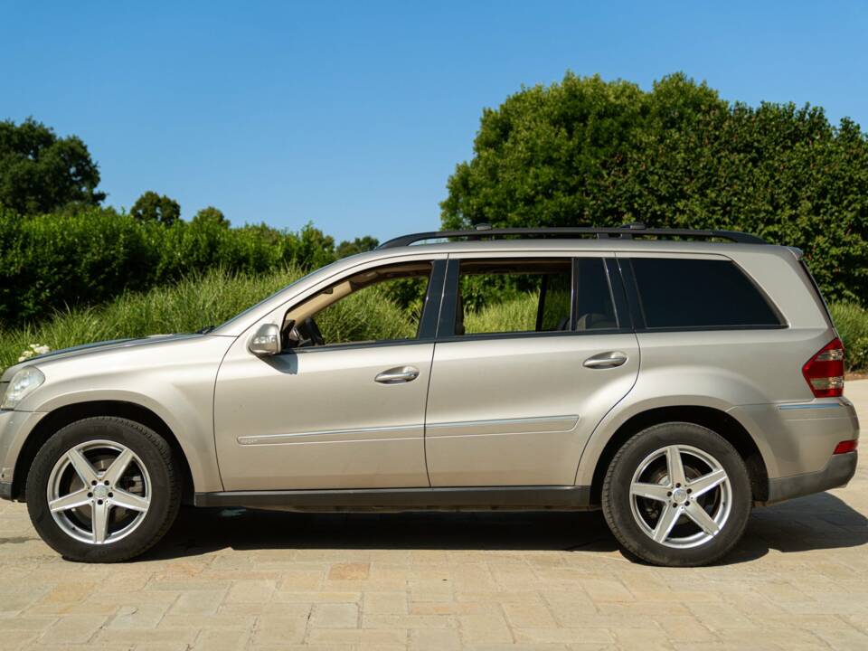 Bild 12/50 von Mercedes-Benz GL 420 CDI 4MATIC (2006)