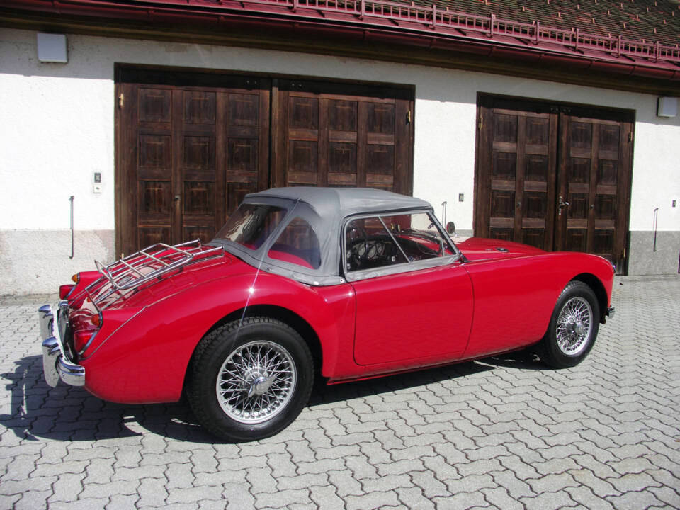 Image 14/17 de MG MGA 1600 (1959)